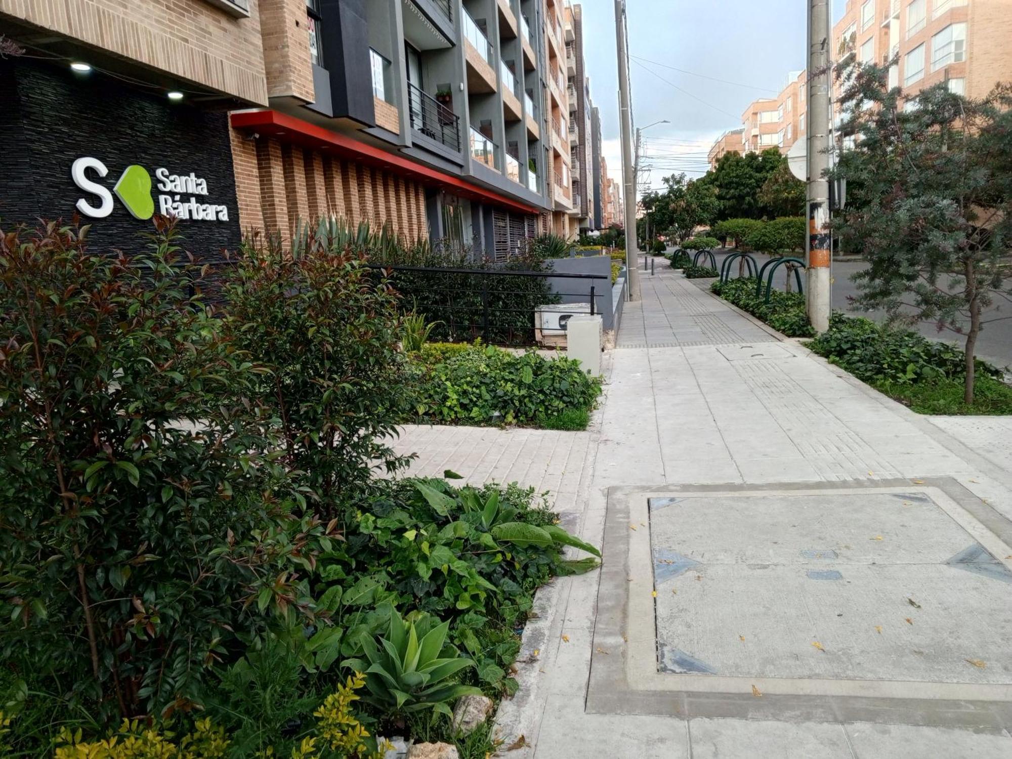 Soul Santa Barbara, Top Location, Caminando Al Centro Comercial Unicentro, Suite De 20Mts2, Comoda Cama Queen Size, Netflix Y Wifi De Fibra Optica Con Coworking Y Gym En El Edificio *